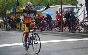 Cruas un beau 1° mai avec la Victoire de Bastien MARGUIER en Minimes